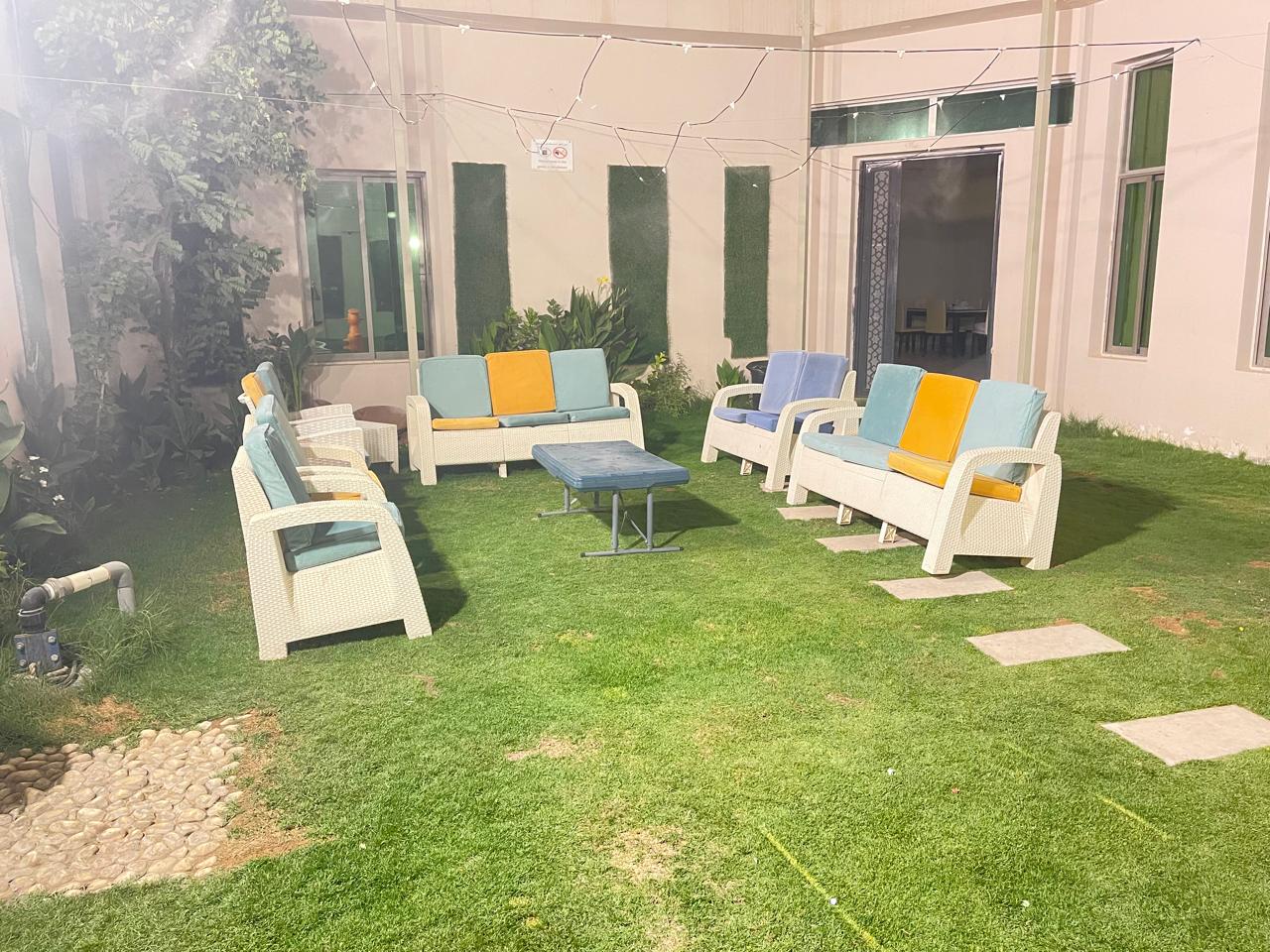 Garden seating