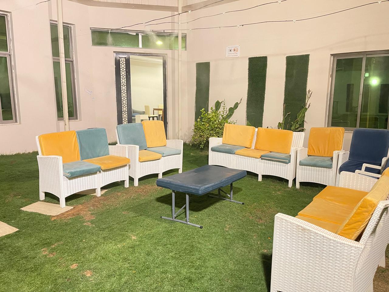 Garden seating